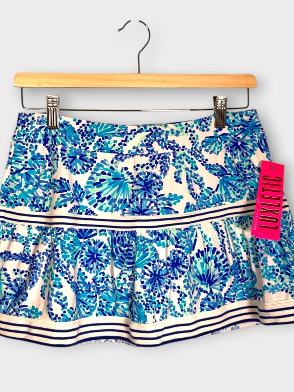 Lilly Pulitzer Dara Skort Sz S UPF 50+ Turquoise Oasis Shell Me You  Love Me